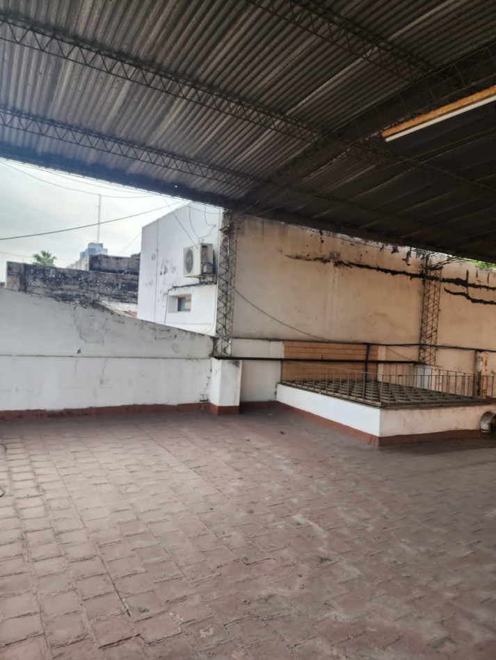 CASA EN VENTA RIOJA AL 700