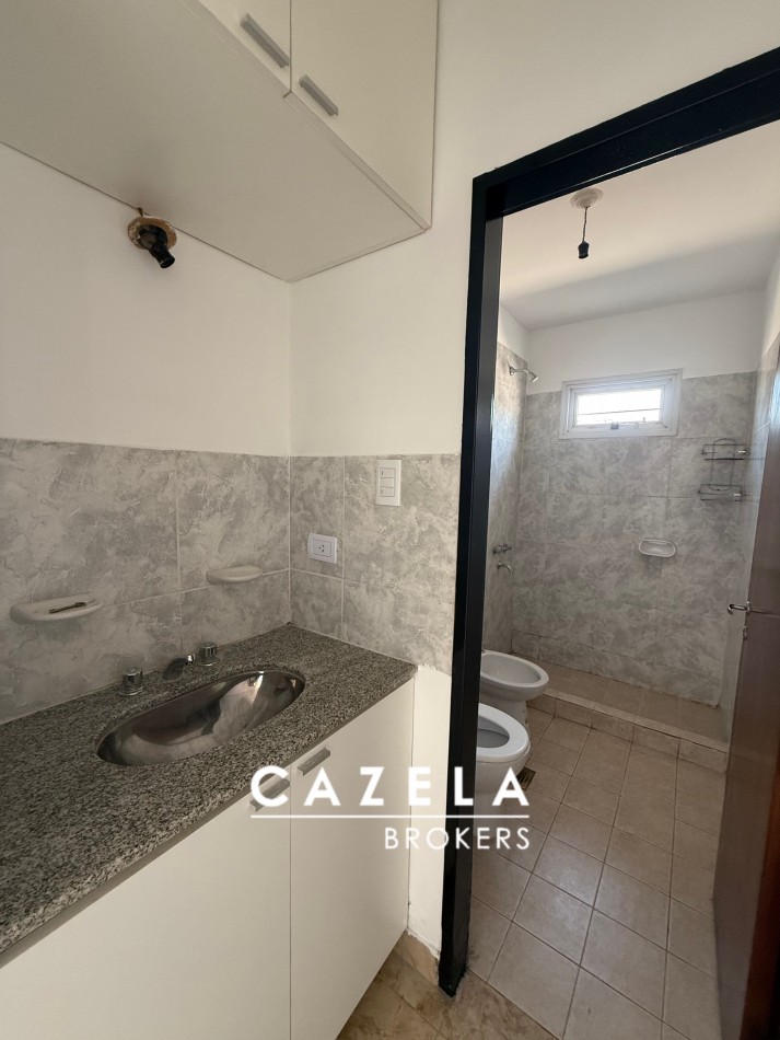 Casa en alquiler en barrio 250 viviendas - Villa carmela 