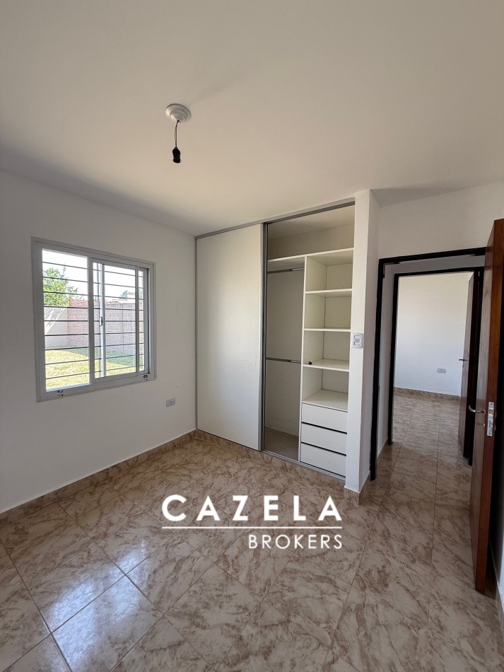 Casa en alquiler en barrio 250 viviendas - Villa carmela 