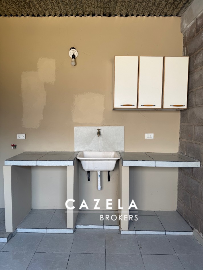 Casa en alquiler en barrio 250 viviendas - Villa carmela 