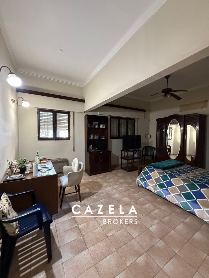 CASA EN VENTA EN AV. AVELLANEDA AL 600