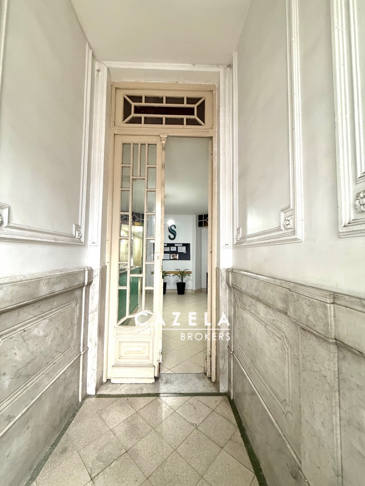 Casa en alquiler comercial Av. Sarmiento 1254