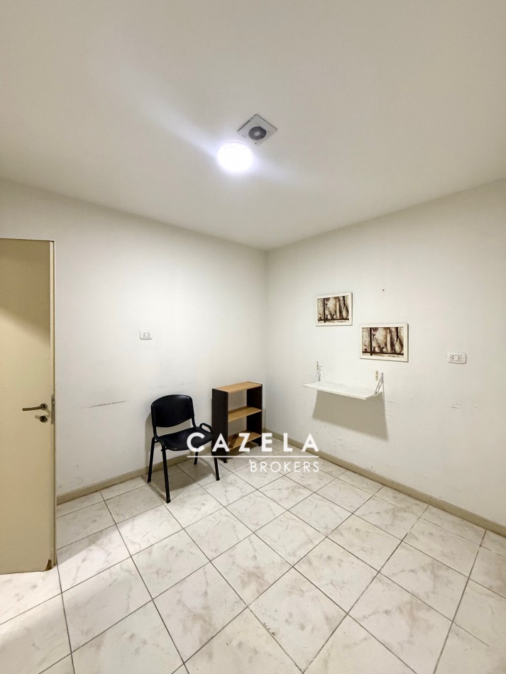 Casa en alquiler comercial Av. Sarmiento 1254