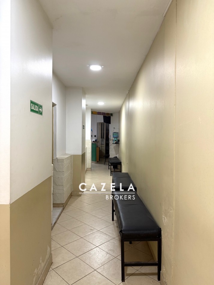 Casa en alquiler comercial Av. Sarmiento 1254