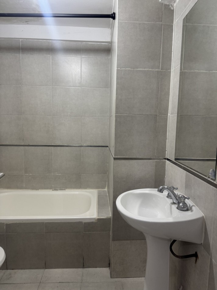 MONOAMBIENTE EN ALQUILER HERAS AL 500