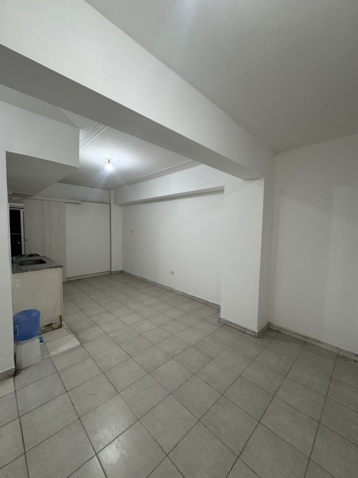 MONOAMBIENTE EN ALQUILER HERAS AL 500
