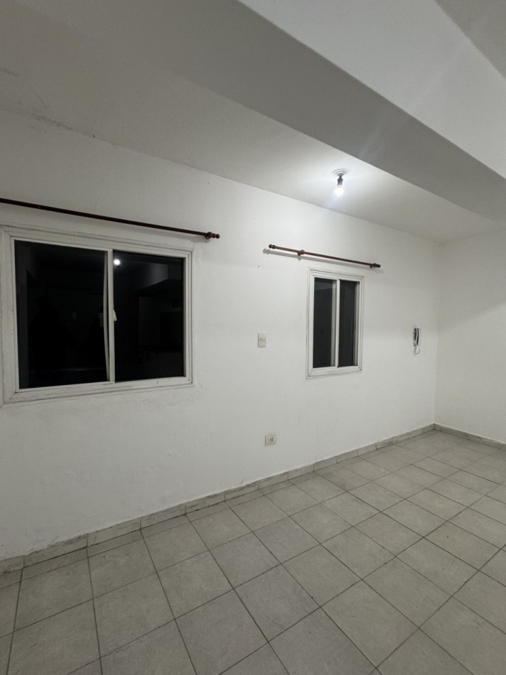 MONOAMBIENTE EN ALQUILER HERAS AL 500