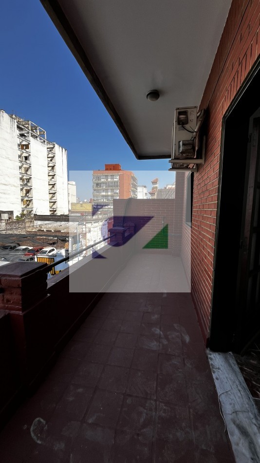 DEPARTAMENTO EN VENTA SAN LORENZO 600