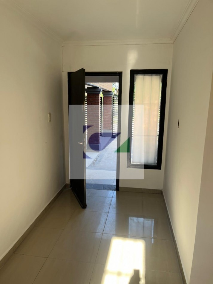 VENTA: CASA EN ALFONSINA STORNI AL 1200