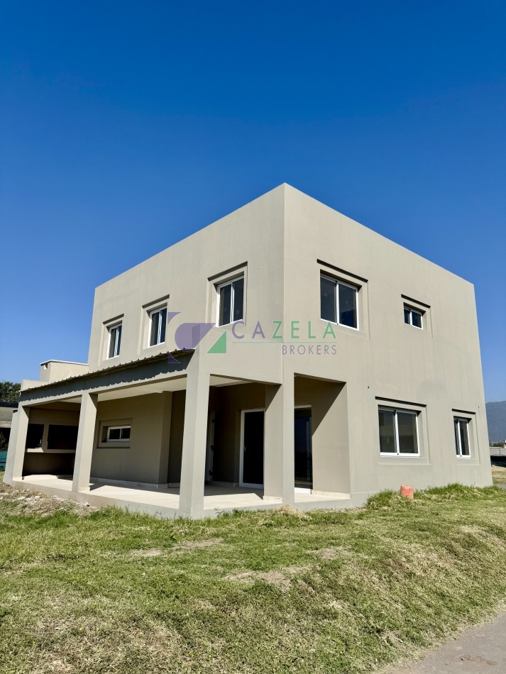 CASA EN VENTA EN BARRIO PRIVADO LAS CAÑAS 