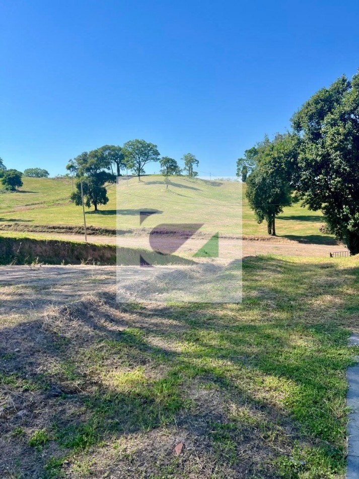 TERRENO EN COUNTRY LA CANDELARIA, LOS NOGALES