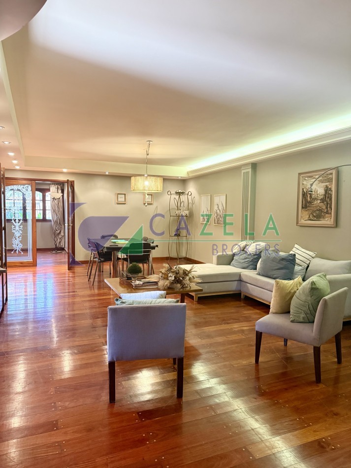 CASA EN VENTA EN BARRIO BEVERLY HILLS