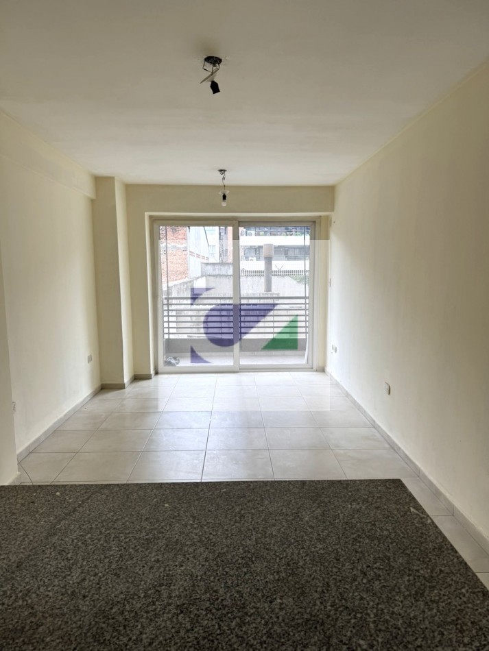 DEPARTAMENTO EN VENTA BALCARCE 600