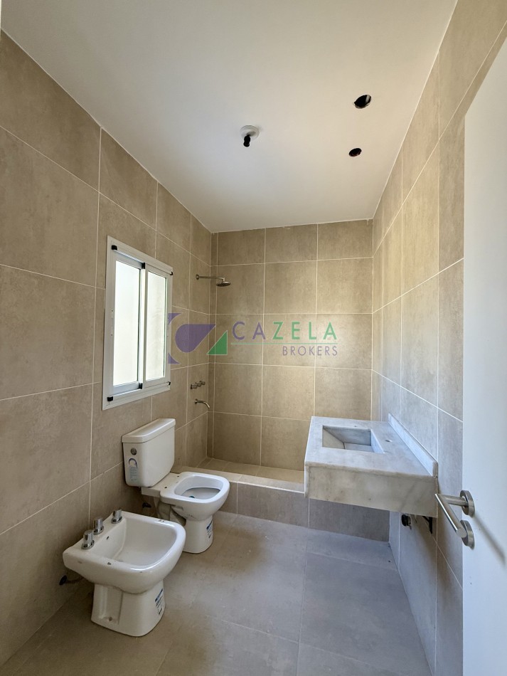 CASA EN VENTA EN BARRIO PRIVADO LAS CAÑAS 