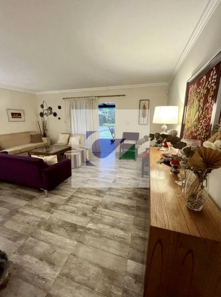 Casa en venta Barrio Privado La Cañadita - YB 