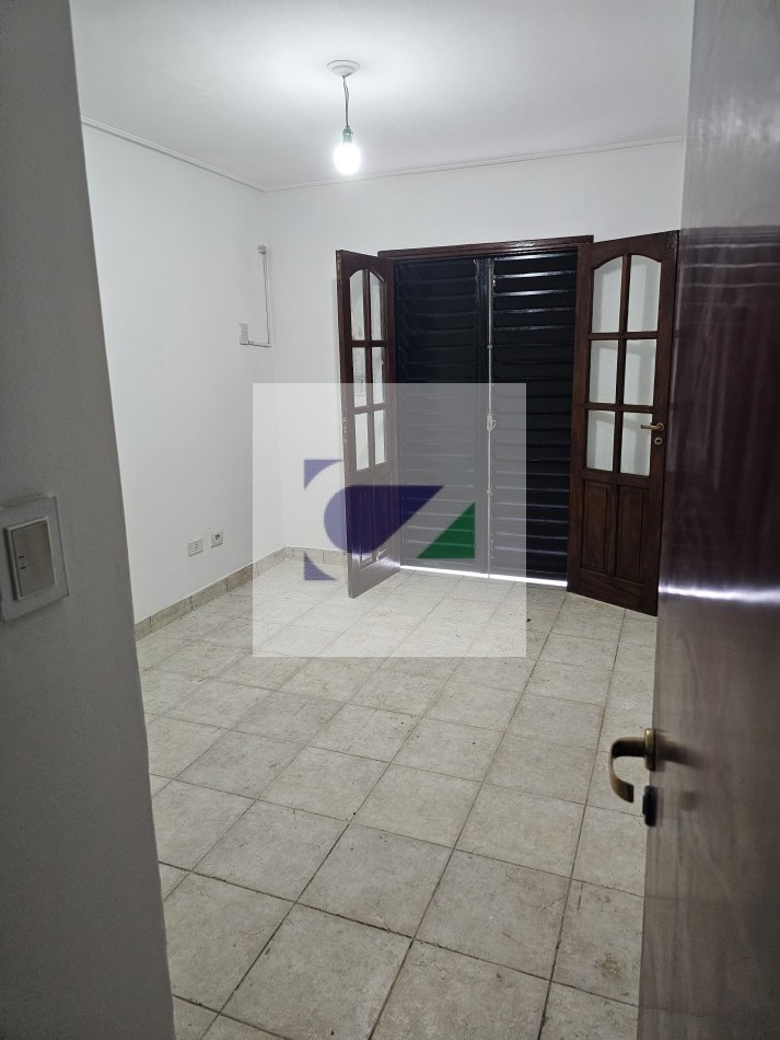 DEPARTAMENTO EN VENTA EN LAVALLE AL 700