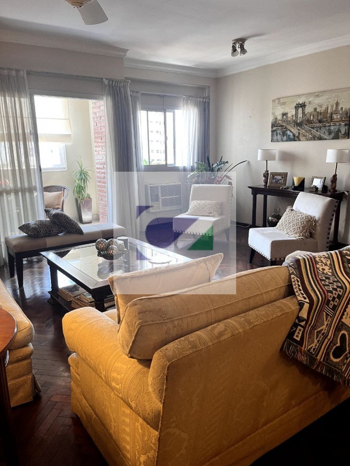 DEPARTAMENTO EN VENTA- SAN JUAN al 600 