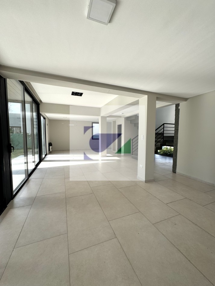 CASA EN VENTA EN EL NOGAL COUNTRY