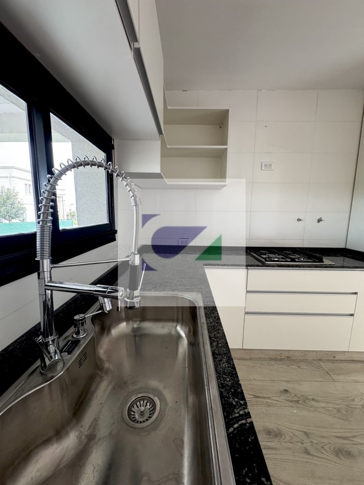 CASA EN VENTA COUNTRY LAS LIMAS | ESTRENAR