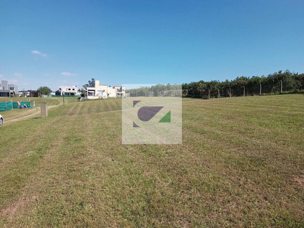 TERRENO EN VENTA EN COUNTRY PORTAL DEL SOL- LOS NOGALES