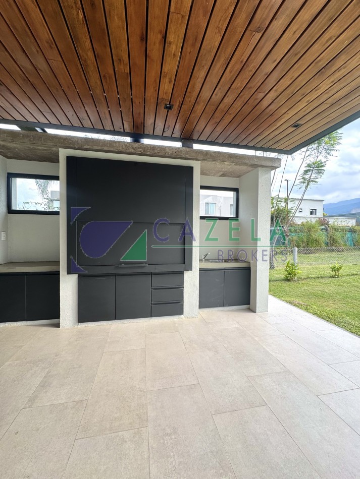 CASA EN VENTA EN EL NOGAL COUNTRY