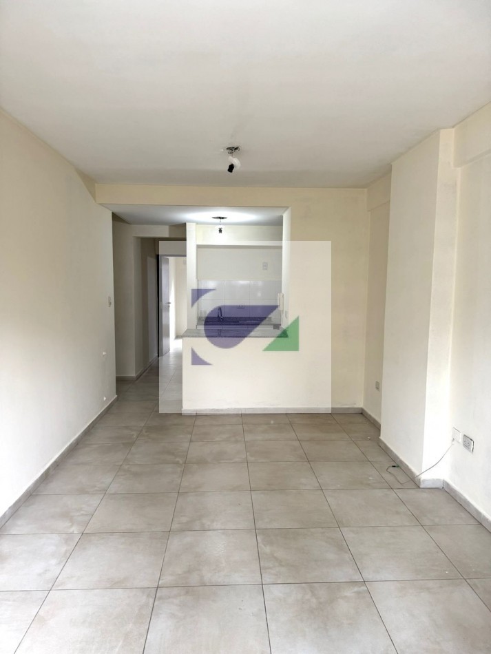 DEPARTAMENTO EN VENTA BALCARCE 600