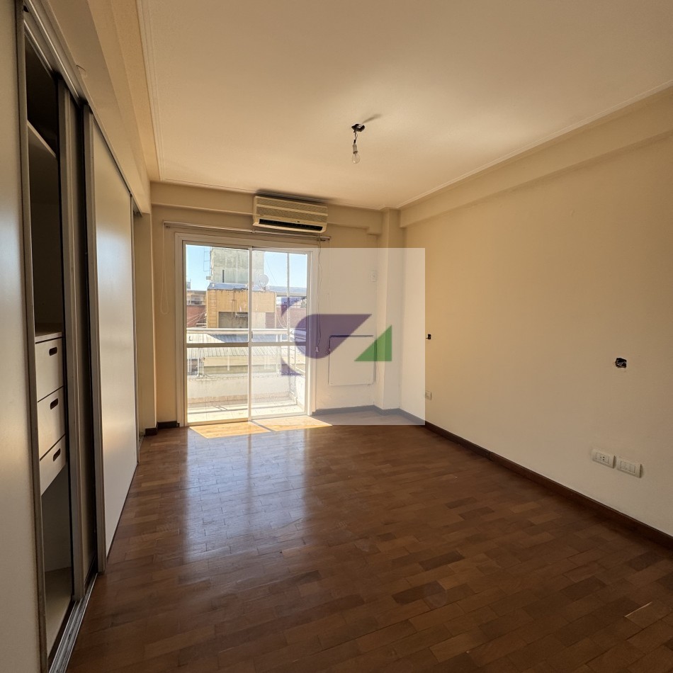 DEPARTAMENTO EN VENTA BALCARCE 500