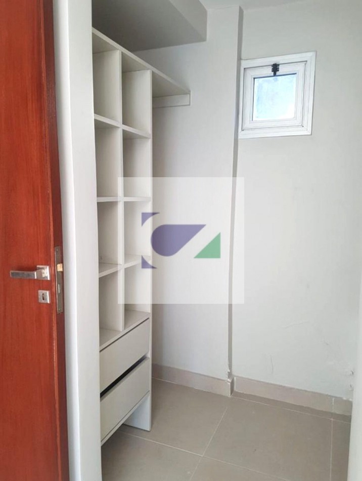 DEPARTAMENTO EN VENTA- MARCOS PAZ AL 700