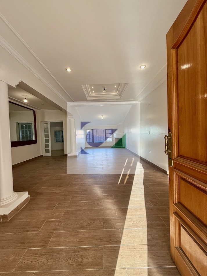 CASA EN VENTA A METROS DE AV. ACONQUIJA AL 2800