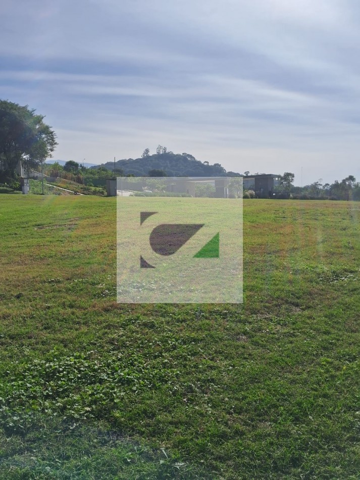 TERRENO EN VENTA- IANUA CAELI