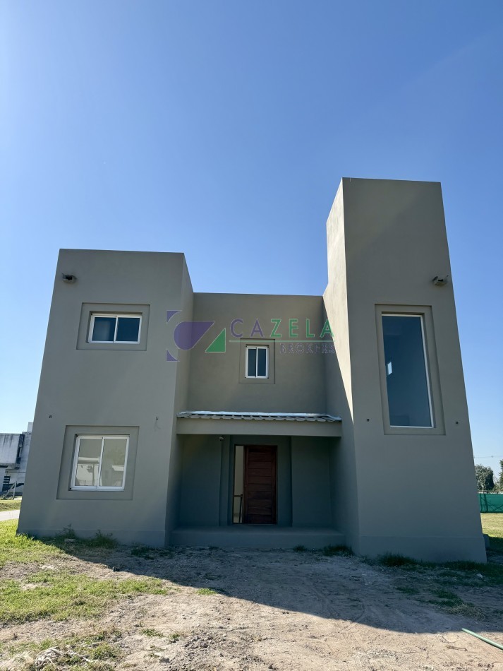 CASA EN VENTA EN BARRIO PRIVADO LAS CAÑAS 