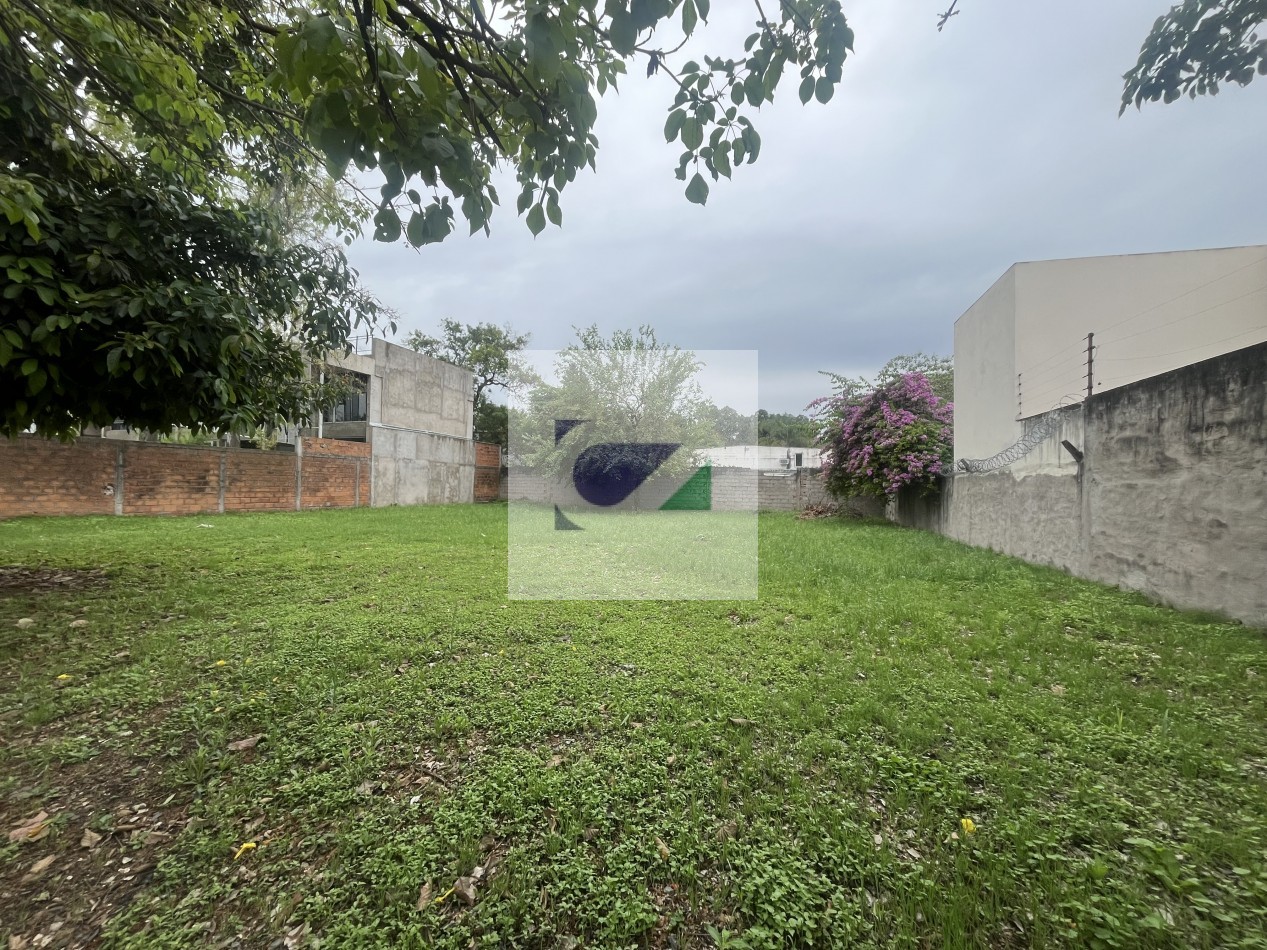 IMPORTANTE TERRENO EN VENTA RECONQUISTA Y AVENIDA ACONQUIJA 