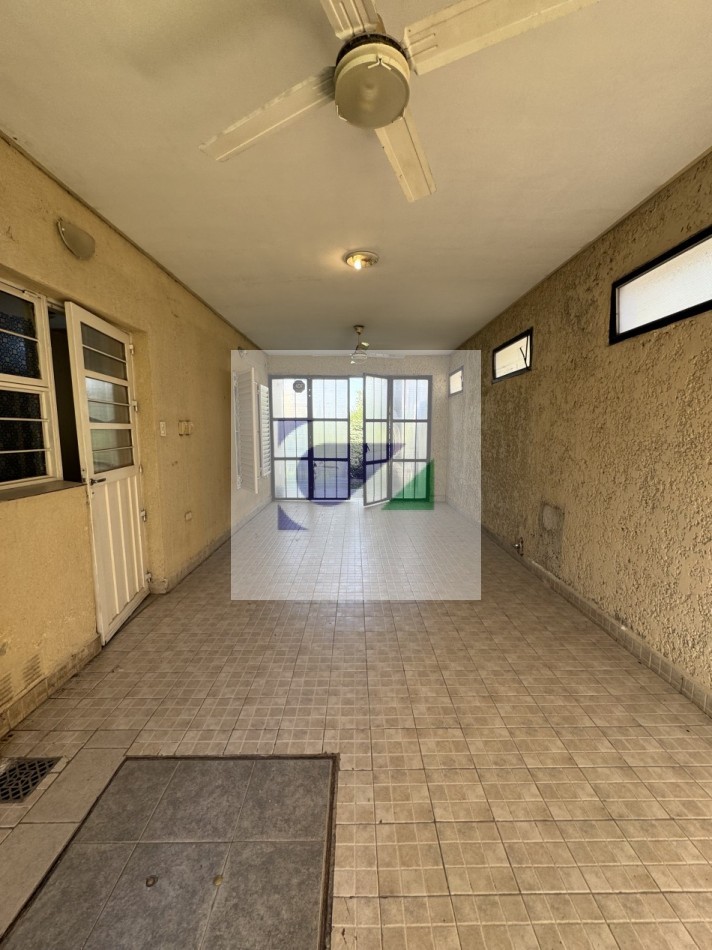 CASA EN VENTA- BARRIO CONGRESO 