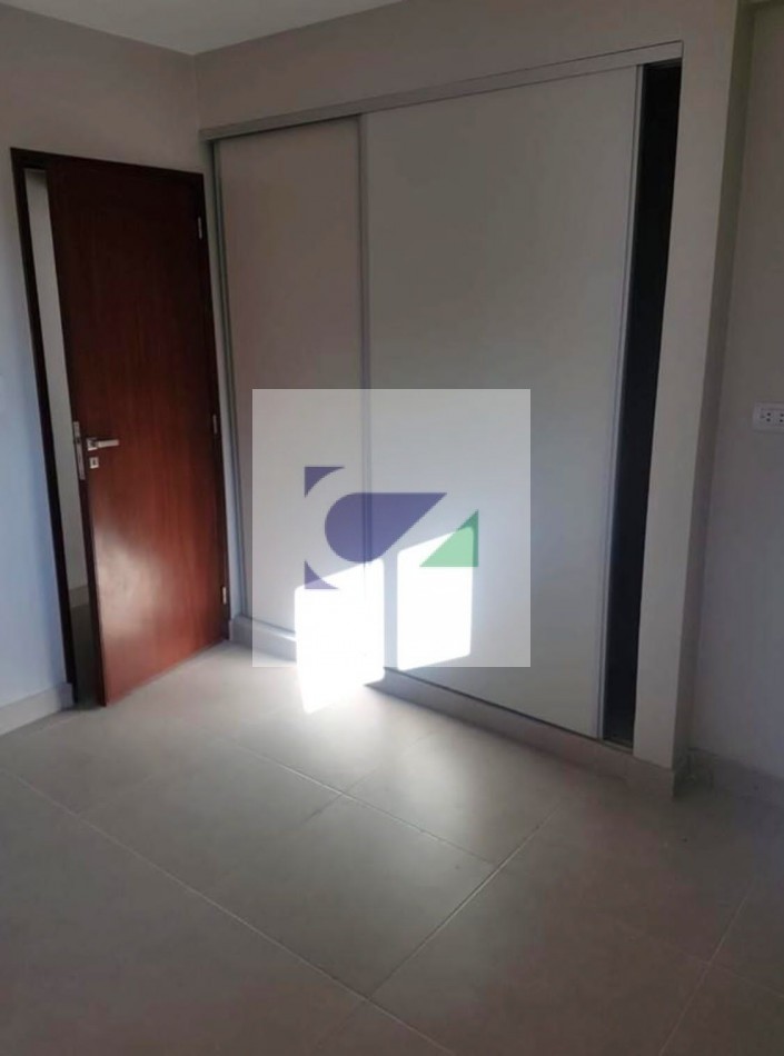 DEPARTAMENTO EN VENTA- MARCOS PAZ AL 700
