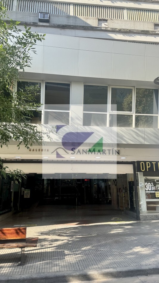 OFICINA EN VENTA GALERIA SAN MARTIN