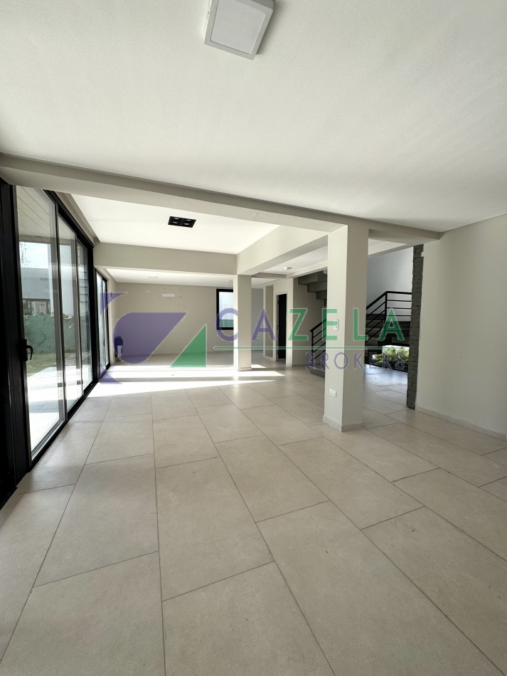 CASA EN VENTA EN EL NOGAL COUNTRY