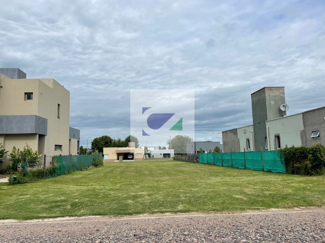 TERRENOS EN VENTA- LABRADORES COUNTRY 