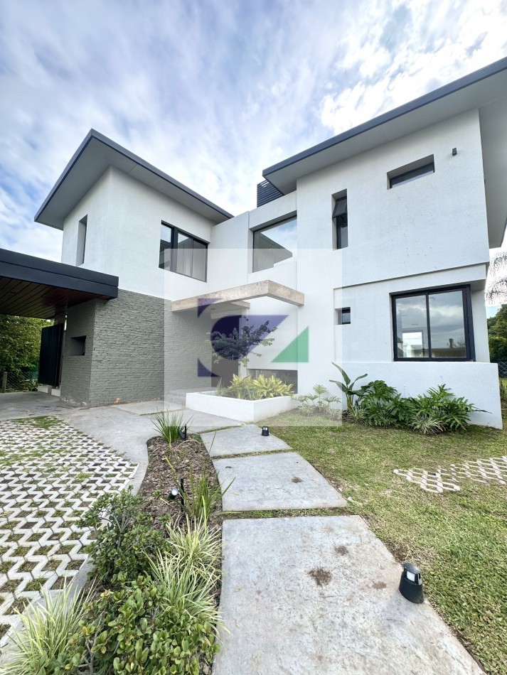 CASA EN VENTA EN EL NOGAL COUNTRY