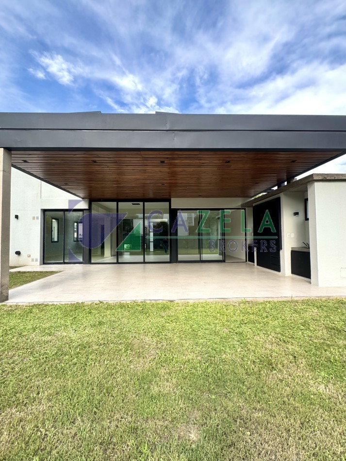 CASA EN VENTA EN EL NOGAL COUNTRY