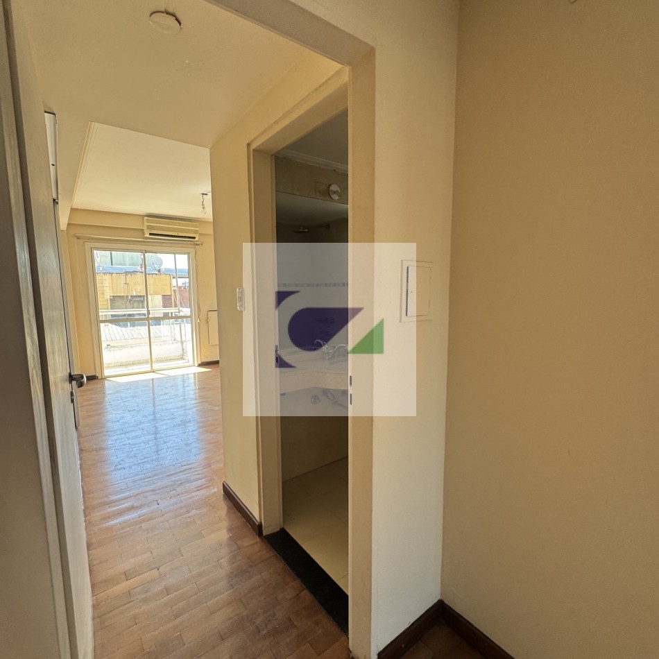 DEPARTAMENTO EN VENTA BALCARCE 500