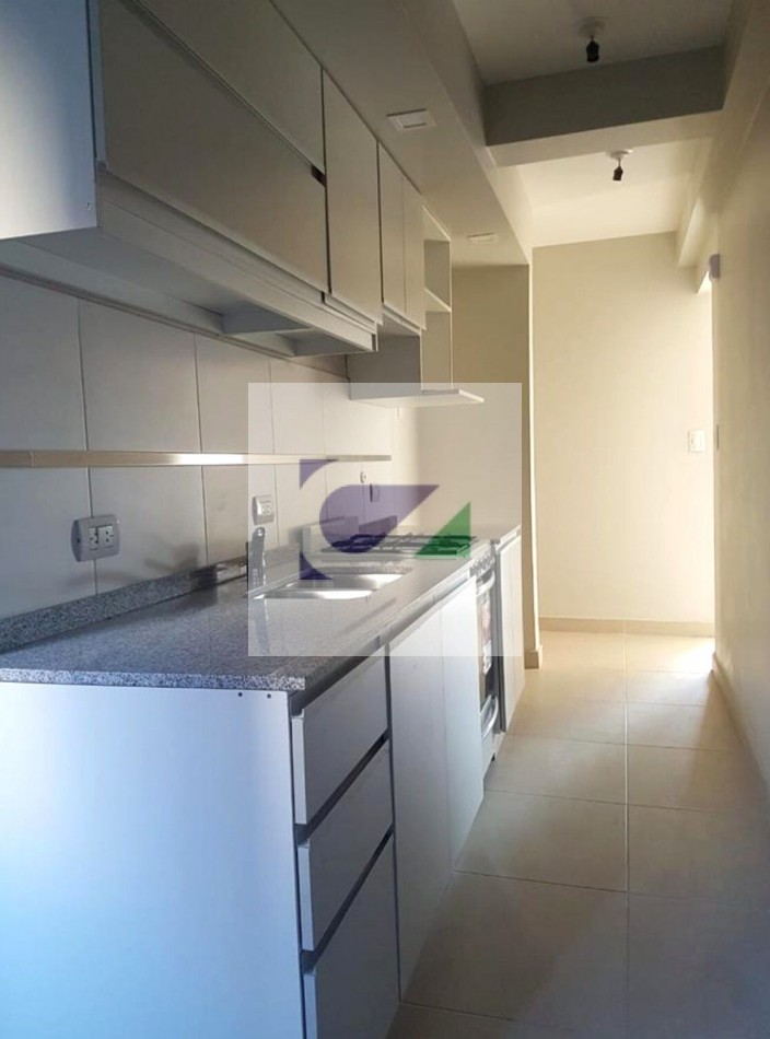 DEPARTAMENTO EN VENTA- MARCOS PAZ AL 700