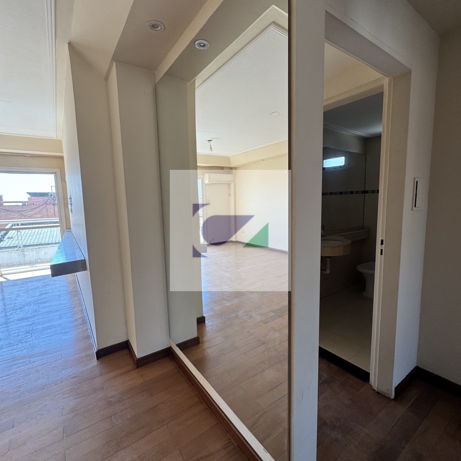 DEPARTAMENTO EN VENTA BALCARCE 500