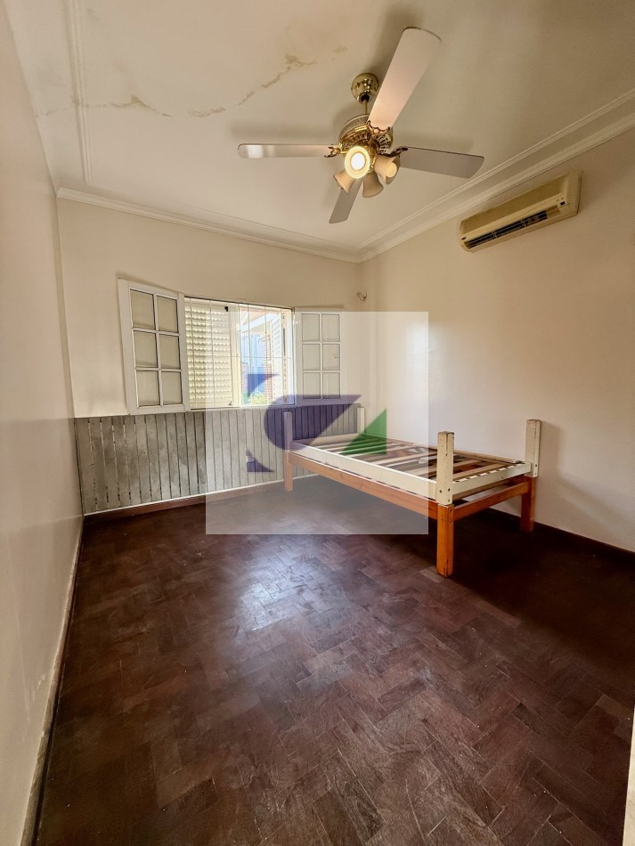 CASA EN VENTA A METROS DE AV. ACONQUIJA AL 2800