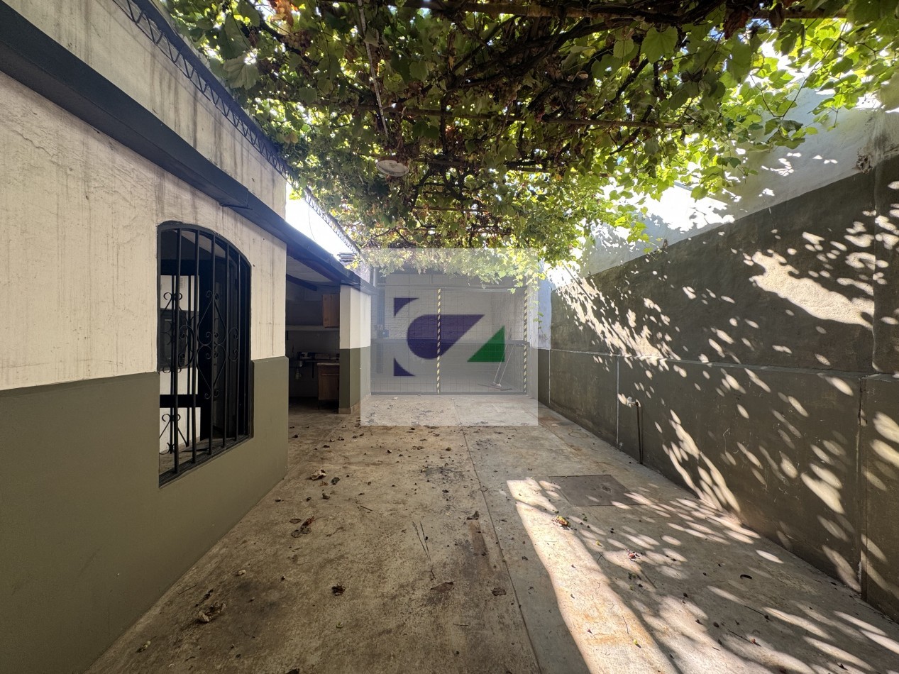 PROPIEDAD DESTINO COMERCIAL EN ALQUILER BALCARCE 1111