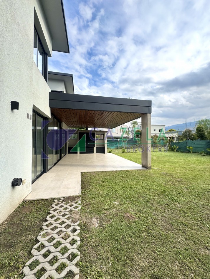 CASA EN VENTA EN EL NOGAL COUNTRY