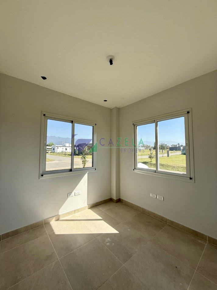 CASA EN VENTA EN BARRIO PRIVADO LAS CAÑAS 