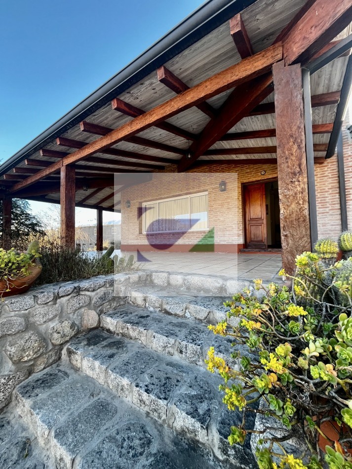 CASA EN VENTA TAFI DEL VALLE- ZONA LA QUESERIA 