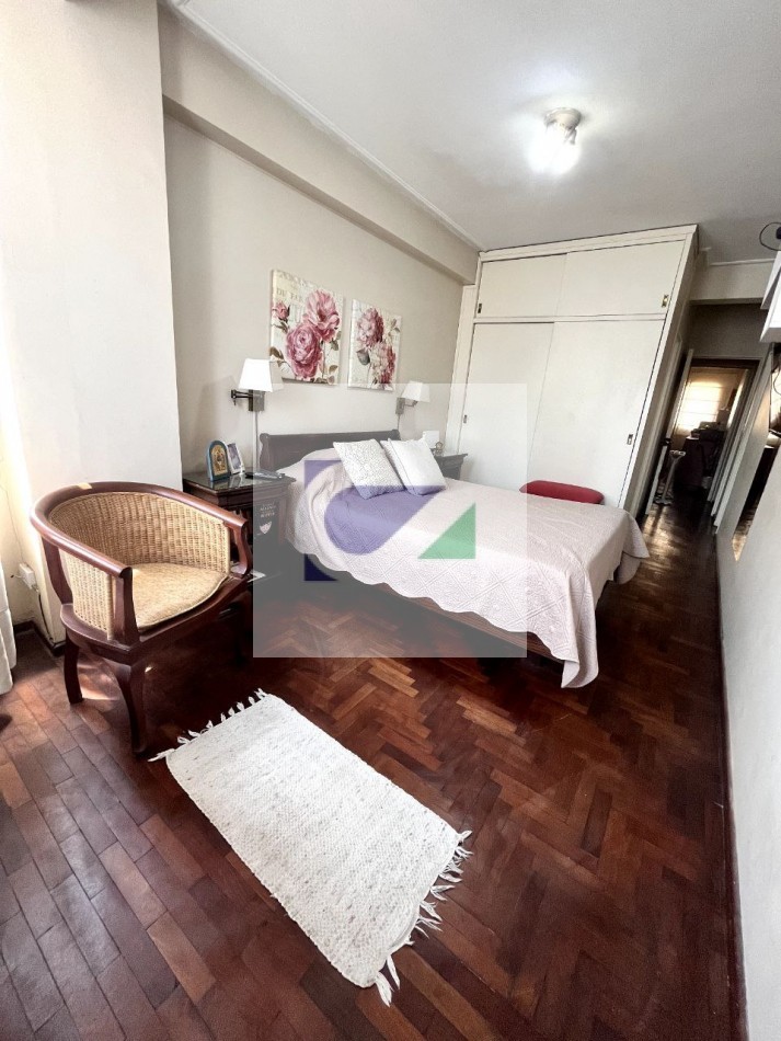 DEPARTAMENTO EN VENTA- SAN JUAN al 600 