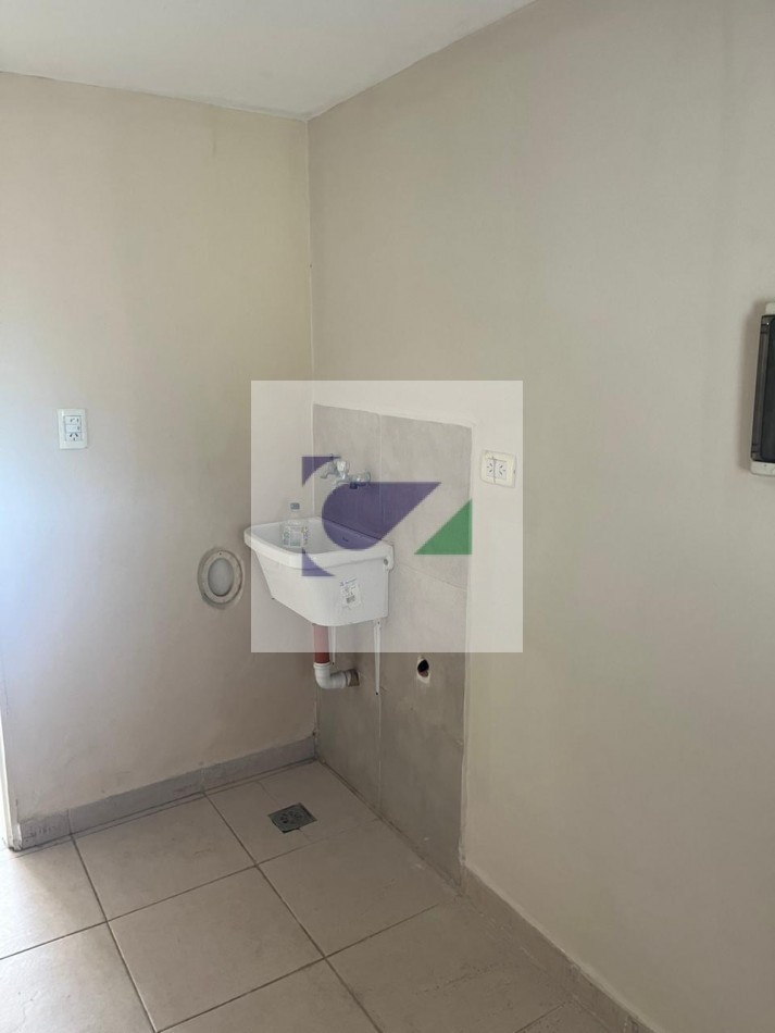 VENTA: CASA EN ALFONSINA STORNI AL 1200