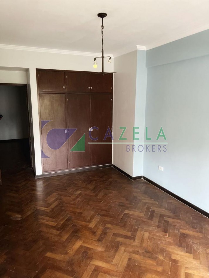 DEPARTAMENTO EN VENTA EN CALLE LAPRIDA AL 600
